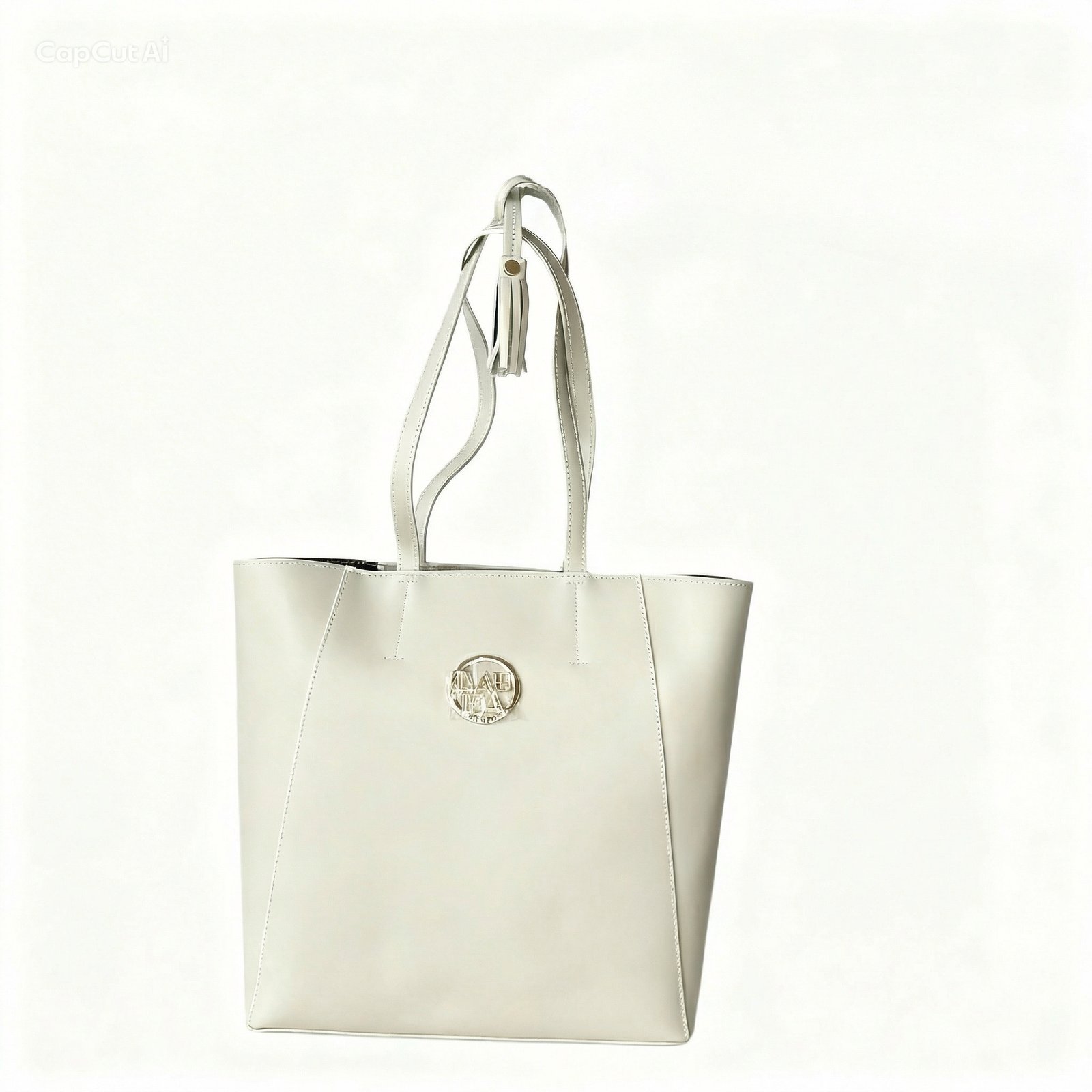 Elegancka Torebka Shopper Premium w Kolorze Kremowym z Ozdobnym Emblematem - Image 3